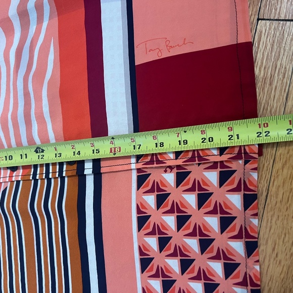 Tory Burch Silk Patchwork Branded Blouse Size 14 $385 - Picture 14 of 16